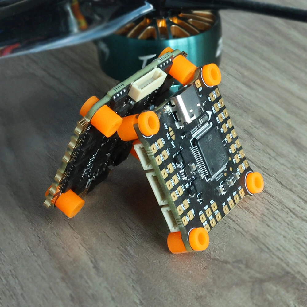 30.5x30.5 مللي متر HAKRC 60A F - مراجعة Drone Racing Flight Controller وسعره